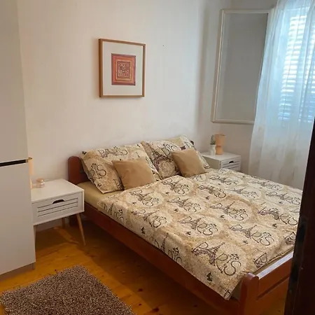 Ivan Apartment *